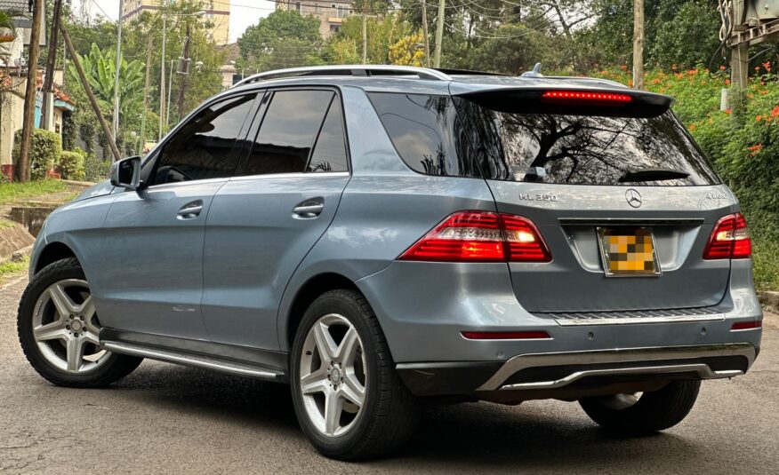 2015 Mercedes Benz ML350 4Matic🔥Sunroof