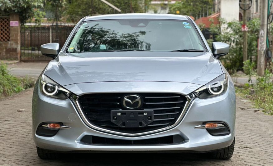 2017 Mazda Axela