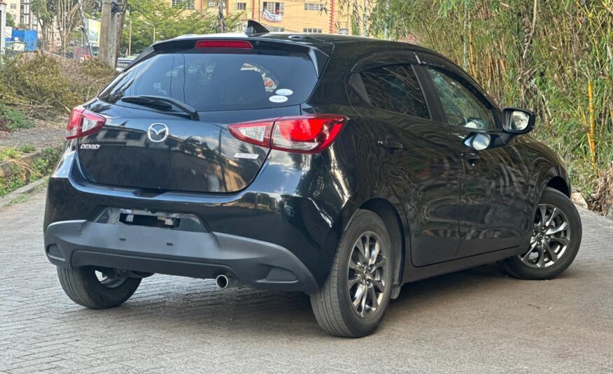 2017 Mazda Demio