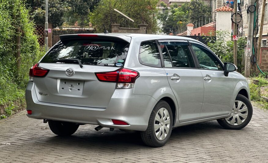 2017 Toyota Fielder( Non Hybrid)