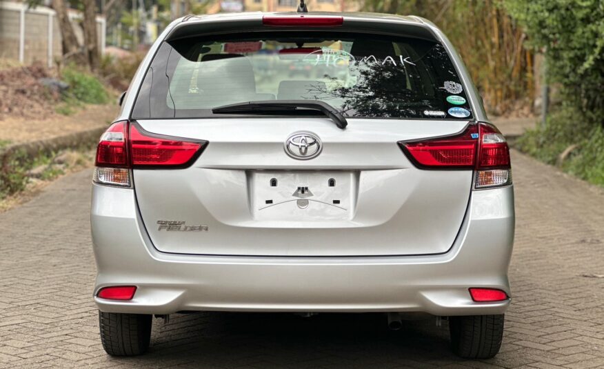 2017 Toyota Fielder( Non Hybrid)