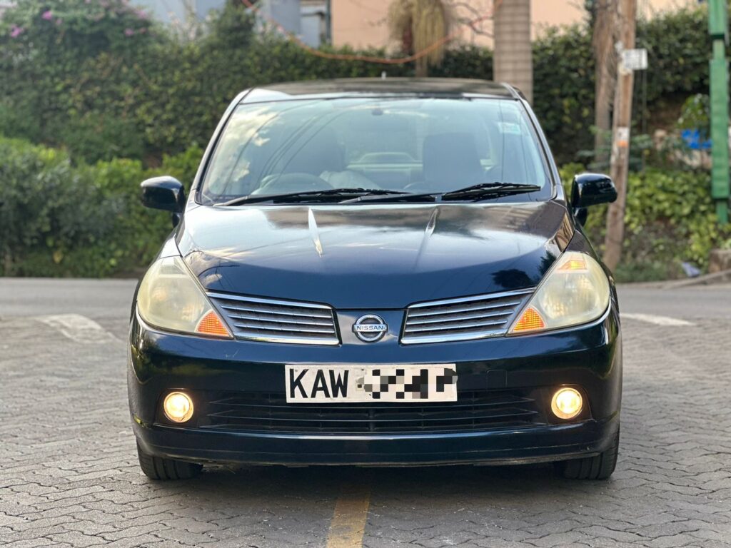 Nissan Tiida Latio Cars Under 1 Million in Kenya For Sale