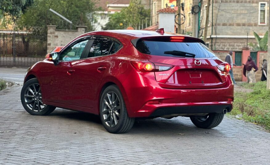 2018 Mazda Axela