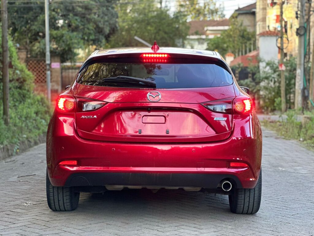 Mazda Axela Hatchback 2018 Lipa mdogo mdogo vehicles in Kenya for sale