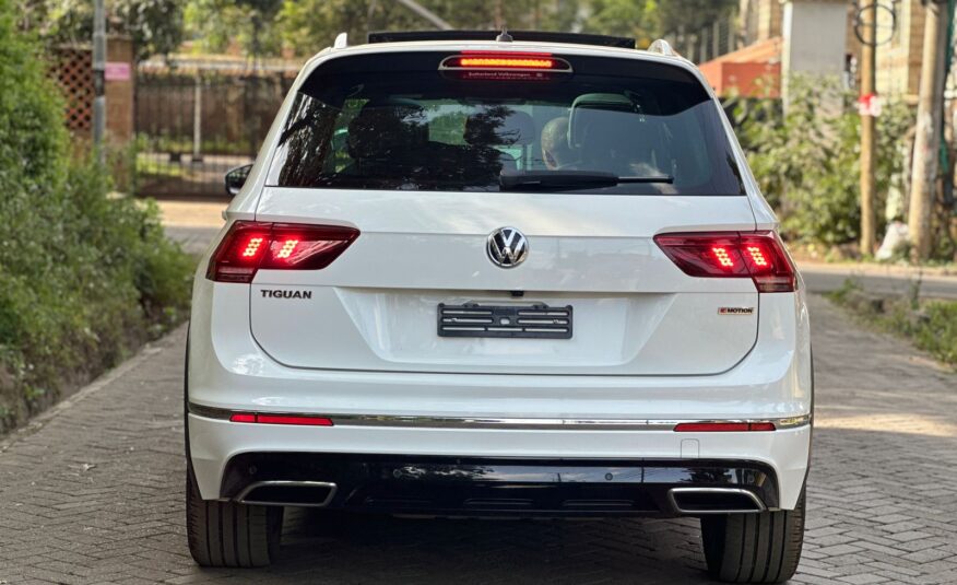 2017 Volkswagen Tiguan 2.0 R-Line