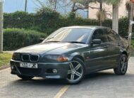 2002 BMW 320i