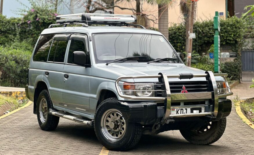 1995 Mitsubishi Pajero