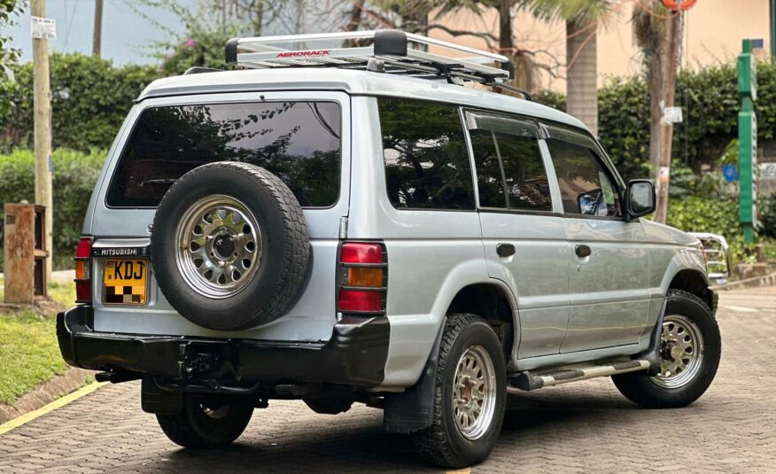 1995 Mitsubishi Pajero