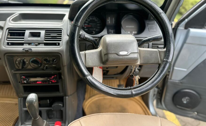 1995 Mitsubishi Pajero