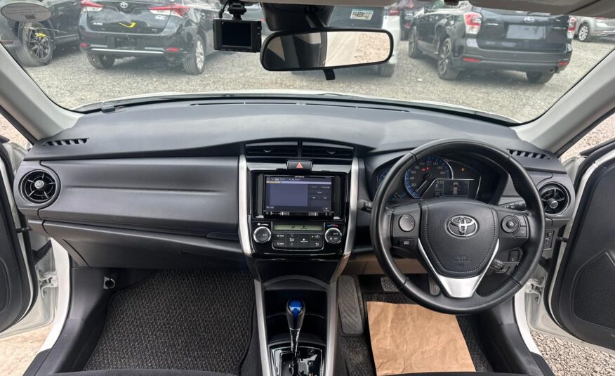 2017 Toyota Fielder (Hybrid)