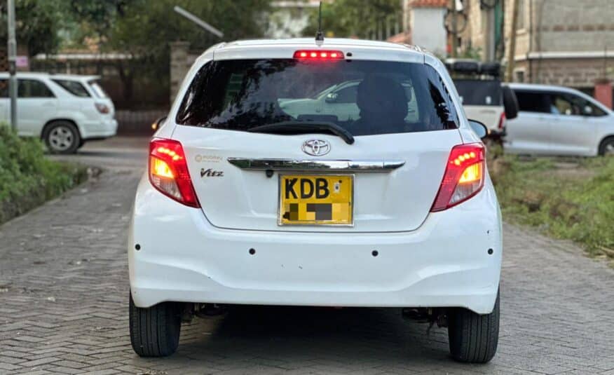 2013 Toyota Vitz