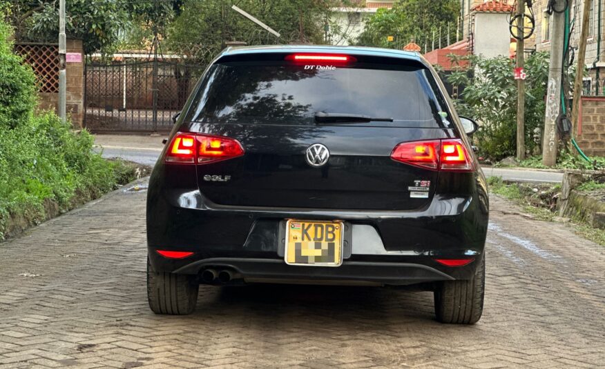 2014 Volkswagen Golf TSI