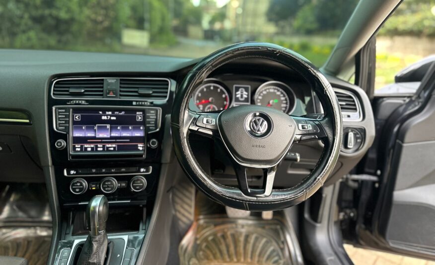 2014 Volkswagen Golf TSI