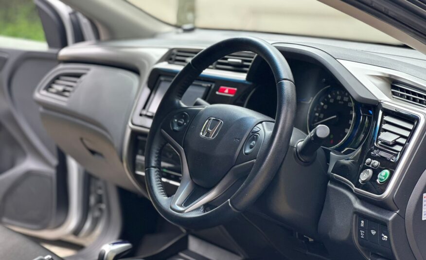 2017 Honda Grace Hybrid