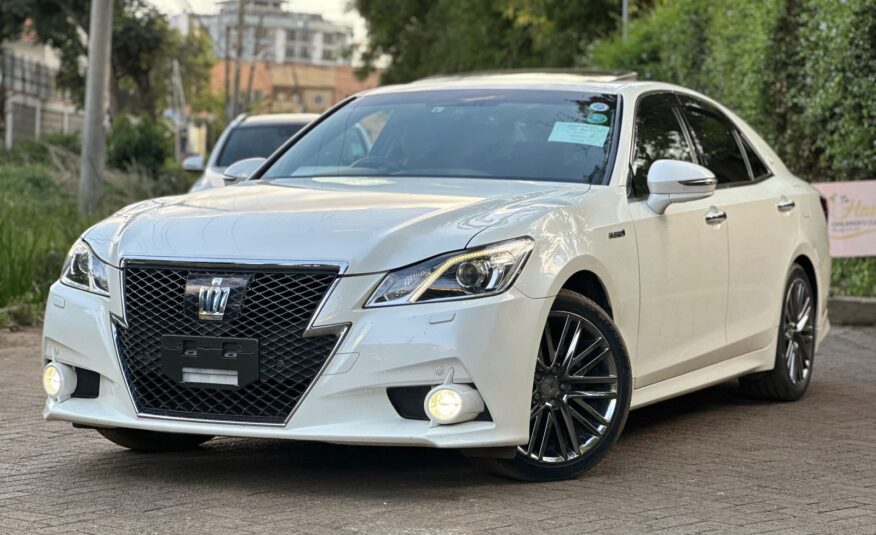 2017 Toyota Crown Athlete SR