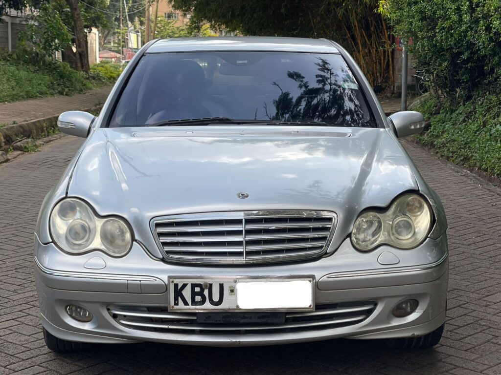 2006 Mercedes-Benz C180 | Reliable cars at a low cost