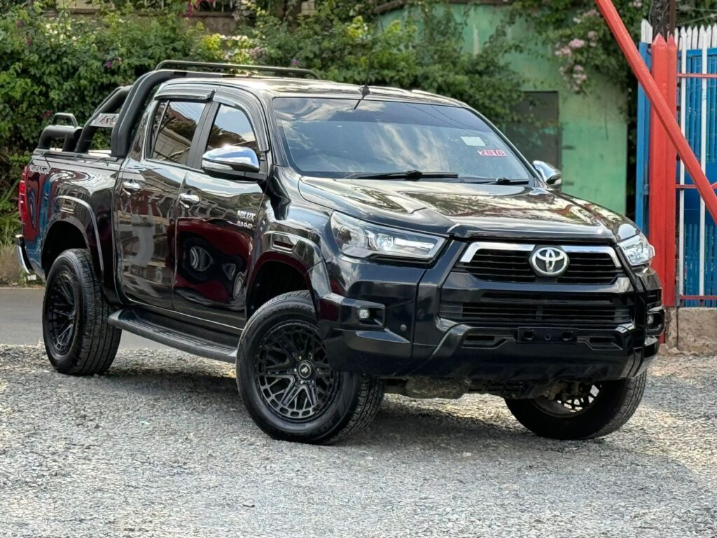 Toyota Hilux SR5 2016 for sale in Kenya | Foreign Used Pickup Cars for Sale in Nairobi Kenya