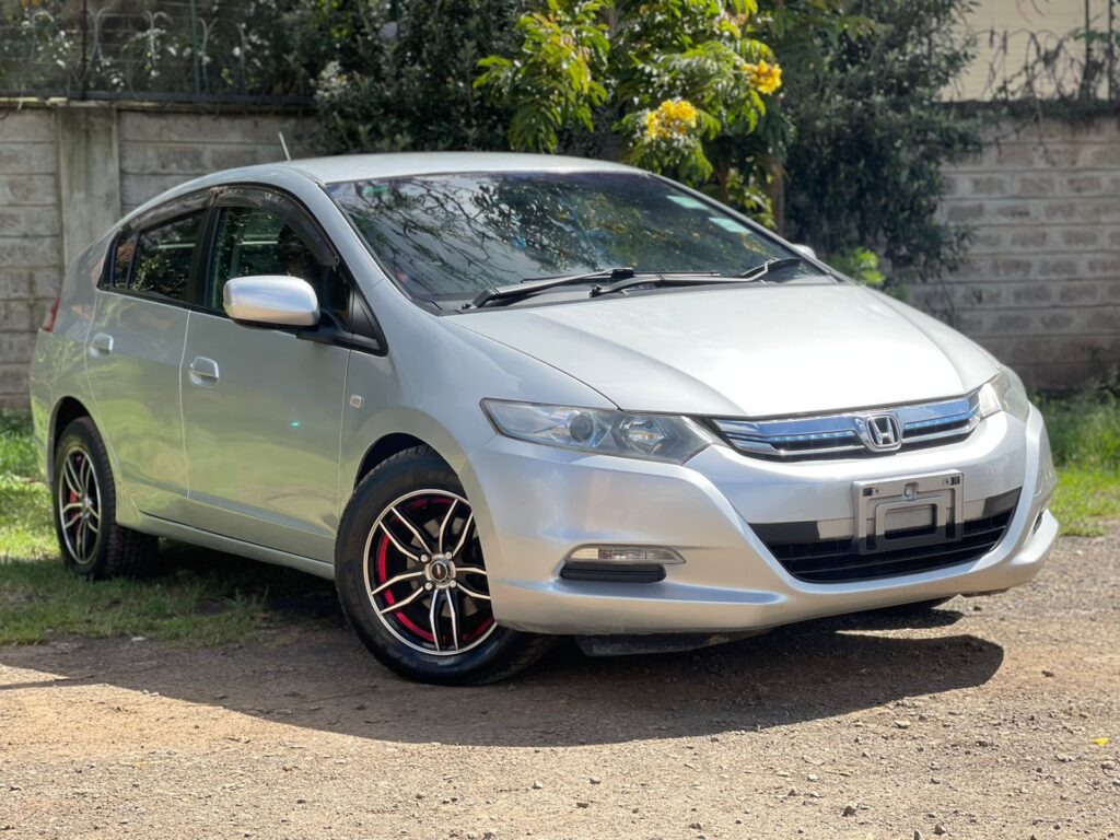 Honda Insight Hybrid 2012 vehicle below 1 million in Kenya for sale 2024