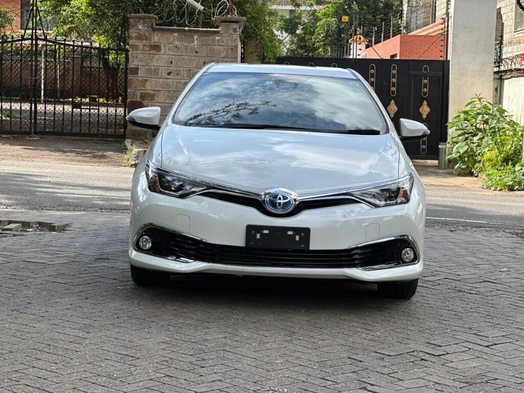 Toyota Auris 1.8 Hybrid 2017 Cars in Kenya Under 2 Million