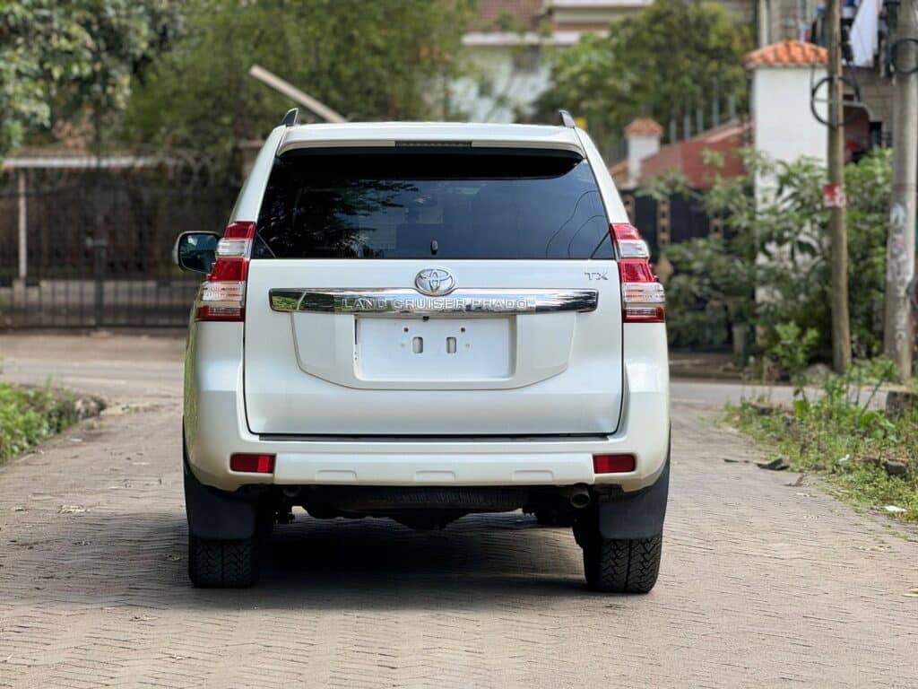 Toyota Landcruiser Prado TX-L 2016  Luxury SUVs for sale in Kenya with lipa pole pole financing