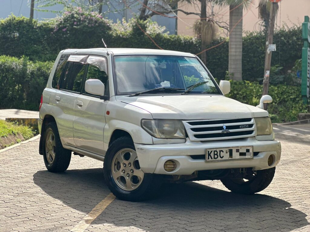 Mitsubishi Pajero IO 2002 Best car deals under 1 million in Kenya