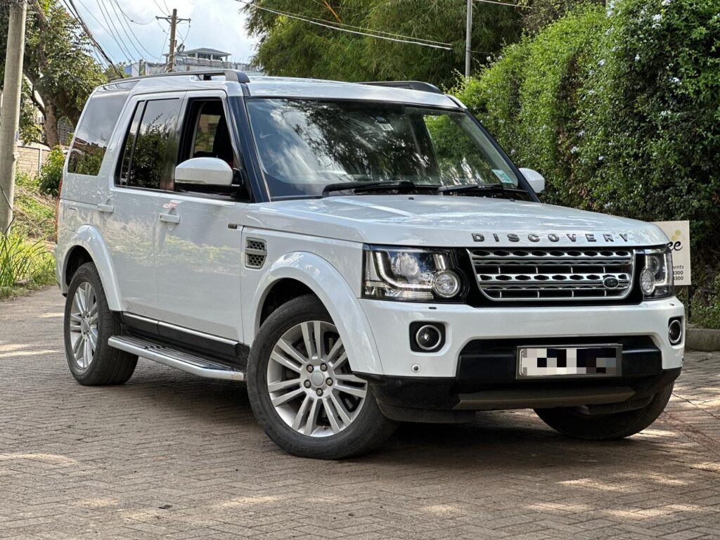 Land Rover Discovery 4 HSE 2015 Top affordable luxury vehicles for sale in Kenya