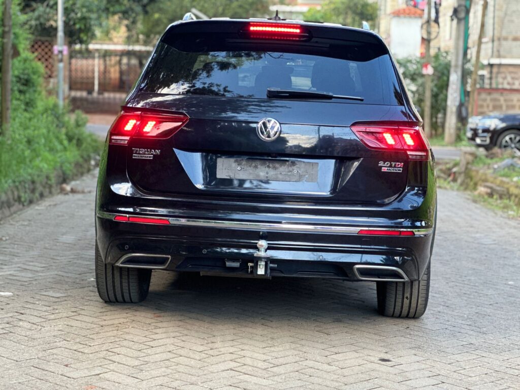 Volkswagen Tiguan 2.0 TDI R-Line 2018 luxurious car for sale in Kenya